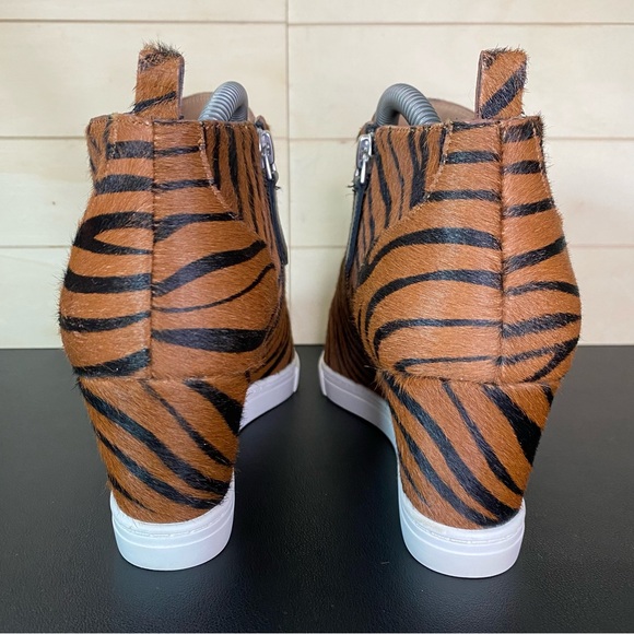 Paolo Women’s Tan & Black Zebra Stripe Wedge Sneaker - Picture 6 of 12